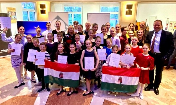 Aranyeső Bécsben – ismét hatalmas sikert ért el a Magyar Nemzeti Balettintézet