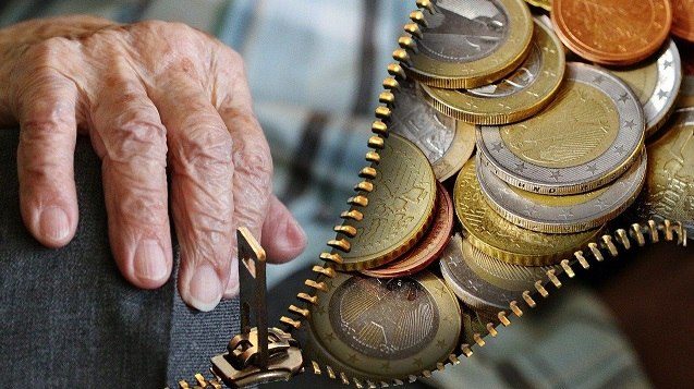 Öngondoskodás mentheti meg a jövő nyugdíjasait – Tizenöt év múlva robban be a nyugdíjasbumm