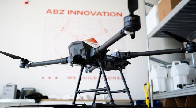Magyar cég erősíti meg Európa versenyképességét a drónszektorban – Az ABZ Innovation 7 millió eurós befektetést kapott, hogy felskálázza nehézipari és mezőgazdasági drónjait, és erősítse Európa versenyképességét a drónszektorban