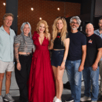 Lady Gaga és Bradley Cooper filmjének alkotói dolgoznak Rami új klipjén – A Star Is Born két filmes szakembere is részt vett a Los Angelesben forgatott videó munkálataiban